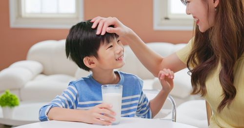 5 Alasan Kenapa Harus Minum Susu Sapi Segar Berkualitas?